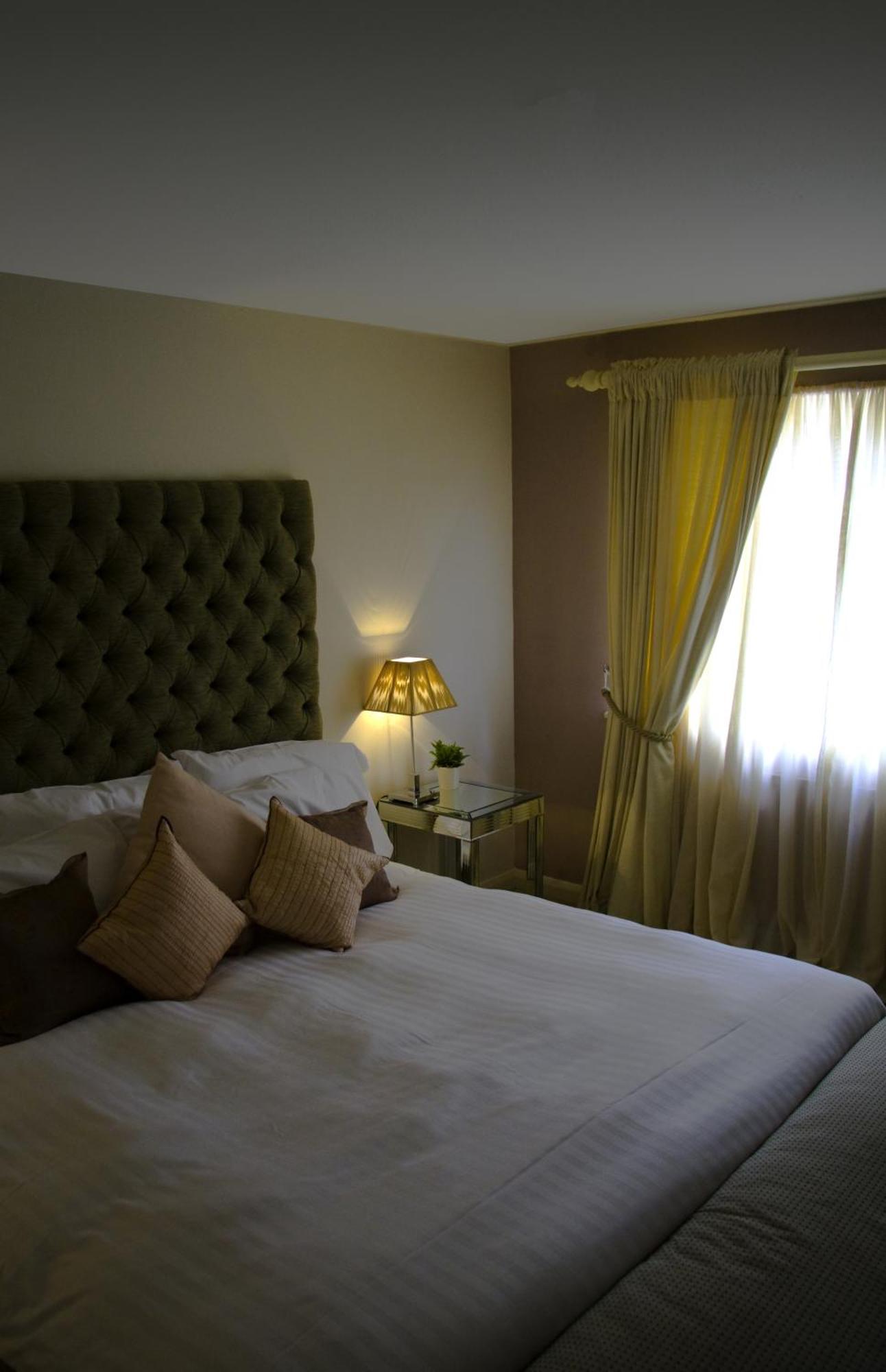 Hotel The Marquess Of Exeter Lyddington Zewnętrze zdjęcie