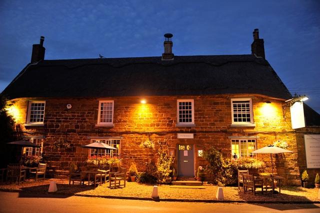 Hotel The Marquess Of Exeter Lyddington Zewnętrze zdjęcie